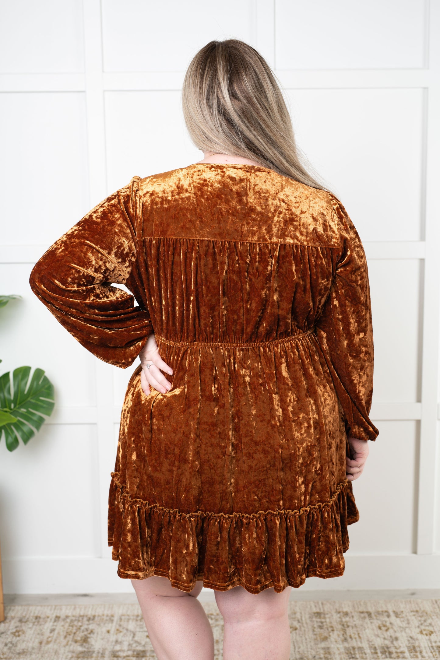 Hazel Blues® | Magnificent Muse Velvet Dress